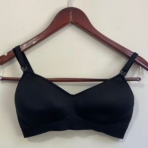 Charley M Women’s Nursing Bra Size M/L